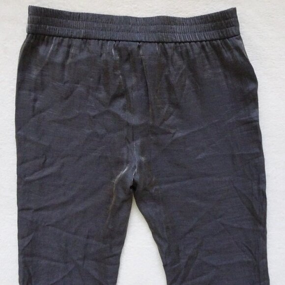 Chicos Travelers Gray Pants Women's Size 12 Chicos Size 2 Metallic Sheen - Picture 4 of 5